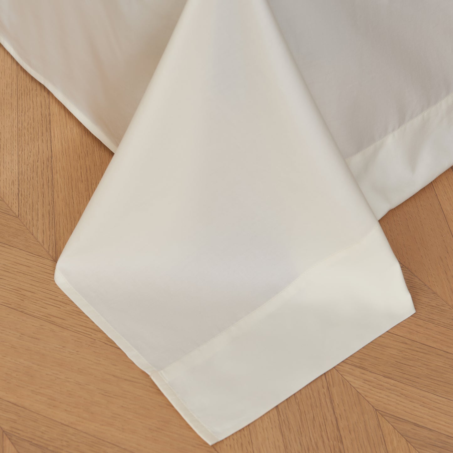 Signature 100% Long-Staple Cotton Sheet Set – White & Palm Leaf Green